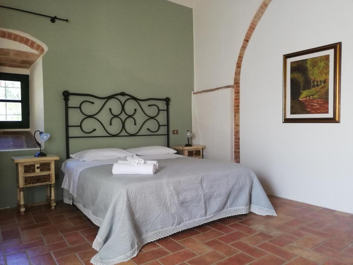 Agriturismo Terenzana Aparthotel Riparbella Kültér fotó