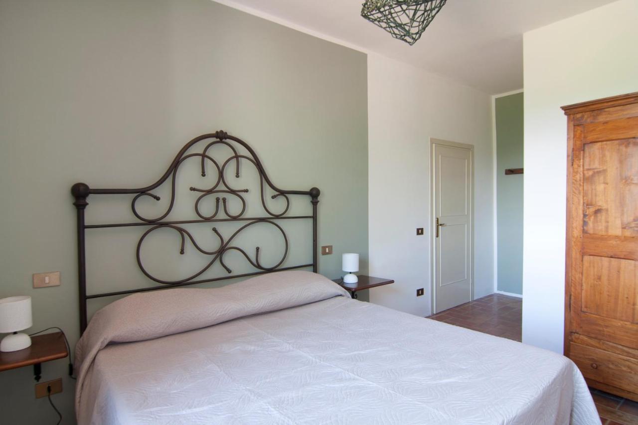 Agriturismo Terenzana Aparthotel Riparbella Kültér fotó