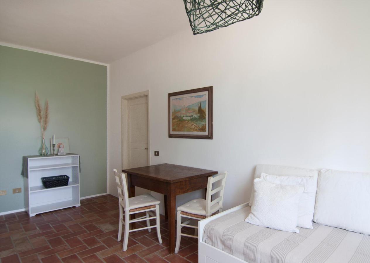 Agriturismo Terenzana Aparthotel Riparbella Kültér fotó