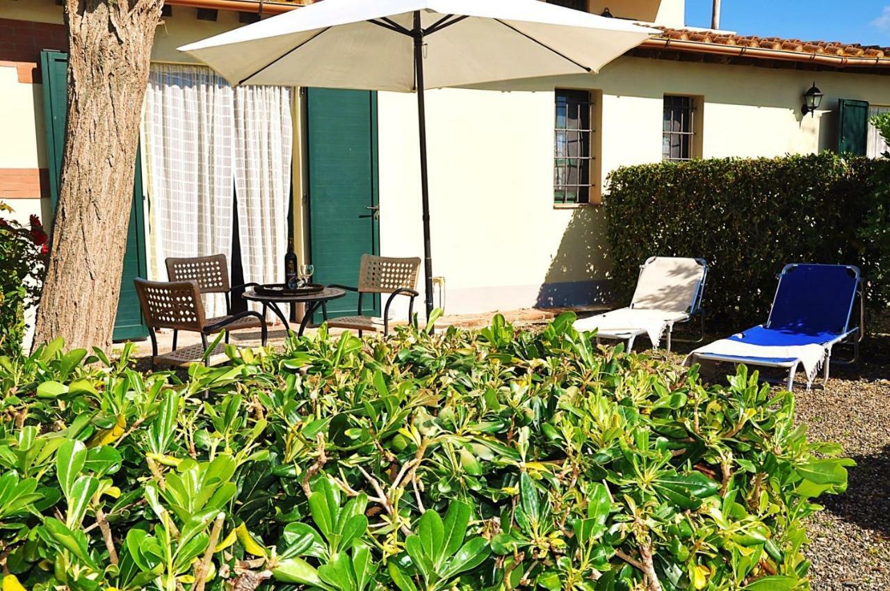 Agriturismo Terenzana Aparthotel Riparbella Kültér fotó