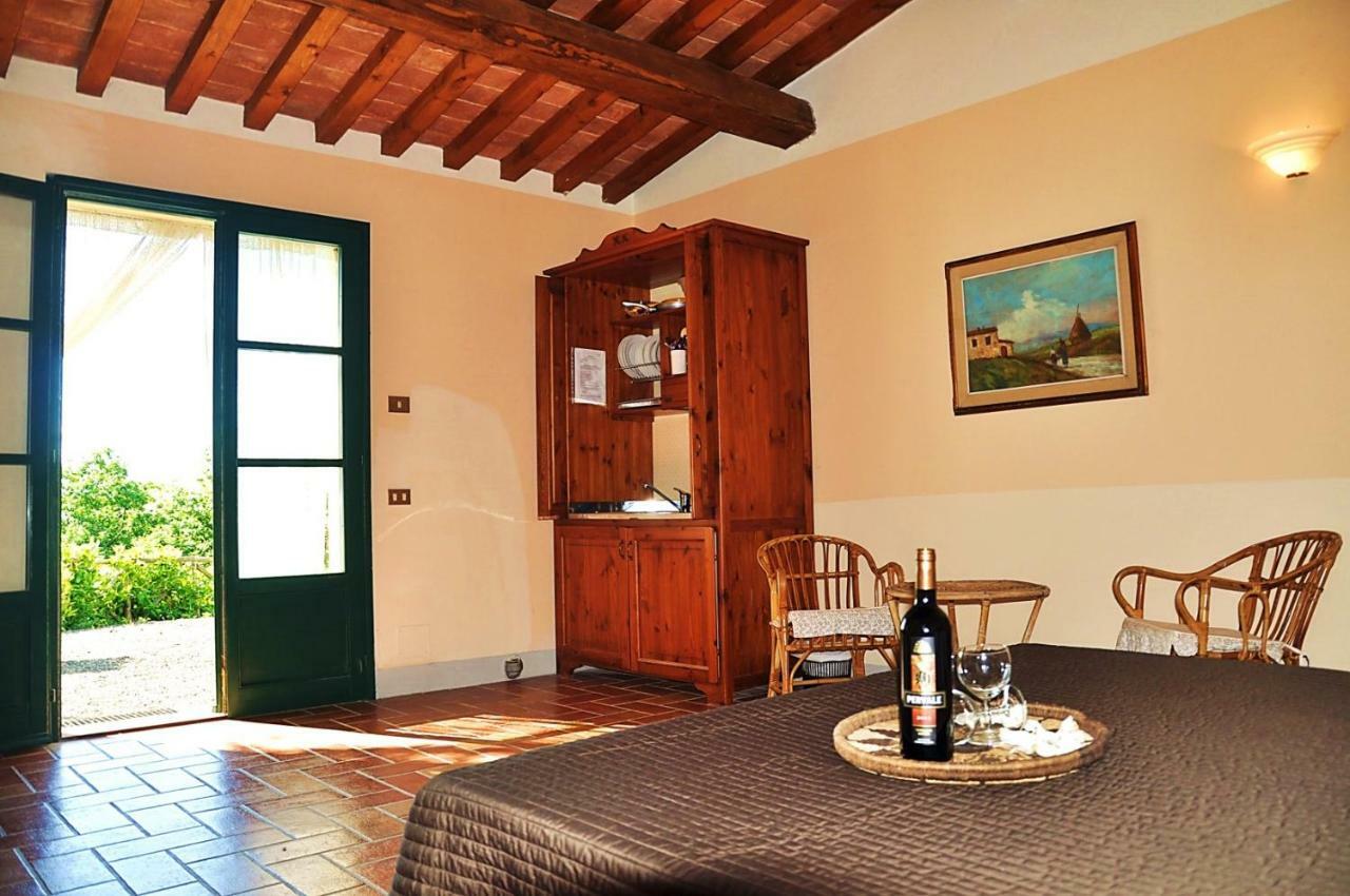 Agriturismo Terenzana Aparthotel Riparbella Kültér fotó